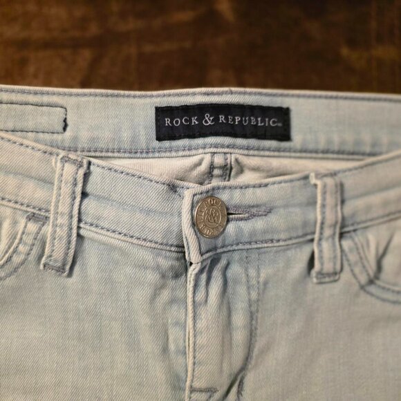 ROCK & REPUBLIC Women's Jeans KASHMIERE Size 8 M Light Skinny Zippered bottom - Picture 3 of 6
